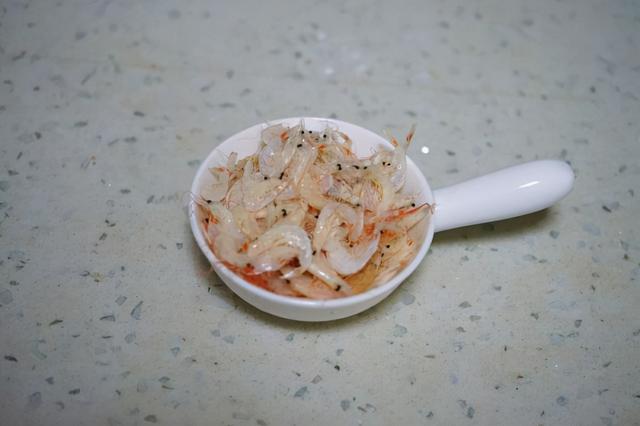 怎样把馄饨包得又好看又好吃（馄饨怎么包又好看又简单慢动作）(3)