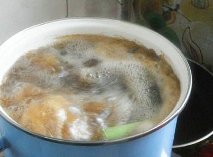 酱肘子的做法（酱肘子最简单好吃的做法）(4)