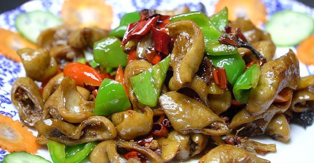 炖大肠的家常做法大全（不可错过的19道肥肠做法）(1)