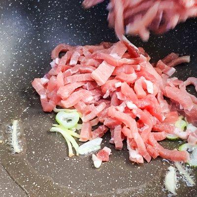 笋尖炒肉丝的做法（笋尖炒肉怎么炒好吃）(3)