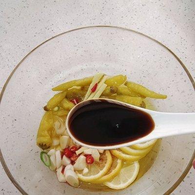 泡椒柠檬鸡爪制作方法（酸辣柠檬泡椒凤爪做法）(4)